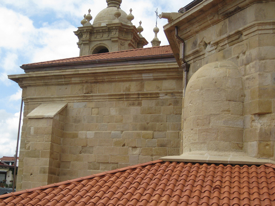 Muestra de la restauración de patrimonio arquitectónico en la iglesia, dentro de nuestro programa de restauración de patrimonio cultural